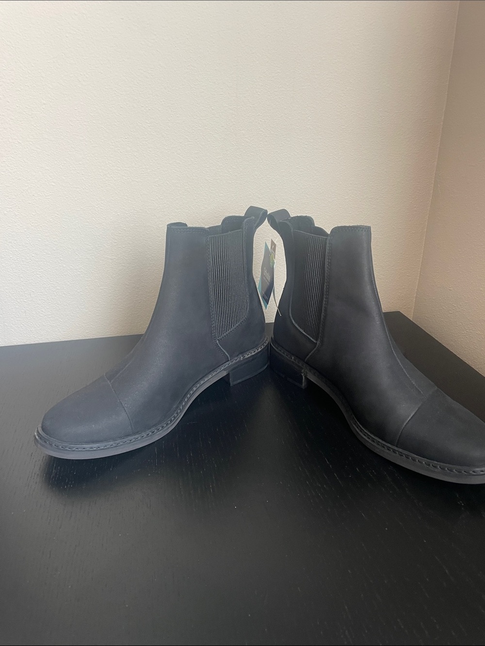 NWT Toms Charlie black leather boot womens sz 8.5